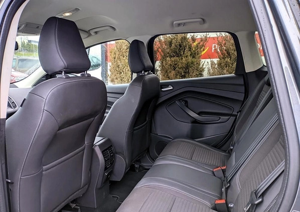 Ford Kuga cena 85900 przebieg: 40706, rok produkcji 2019 z Lidzbark Warmiński małe 211